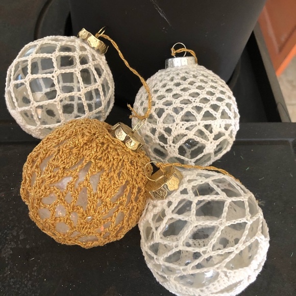 Set of four Crocheted Christmas Bulbs - Picture 4 of 4